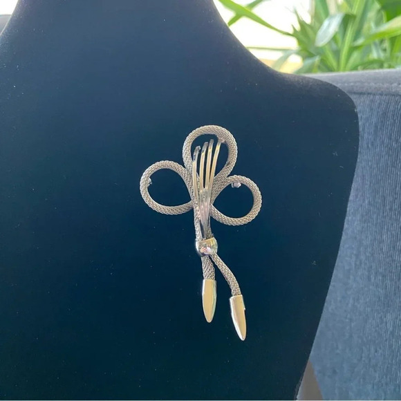 Vintage Art  Nouveau Silver Bow Modernist Brooch Pin with Dangling Tassels - Picture 8 of 8